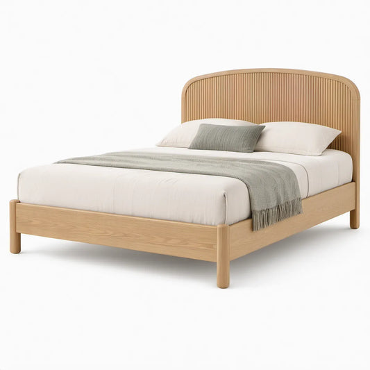 Postelový rám z masivního dubu 160 × 200 cm se zaobleným lamelovým čelem, přírodní dub